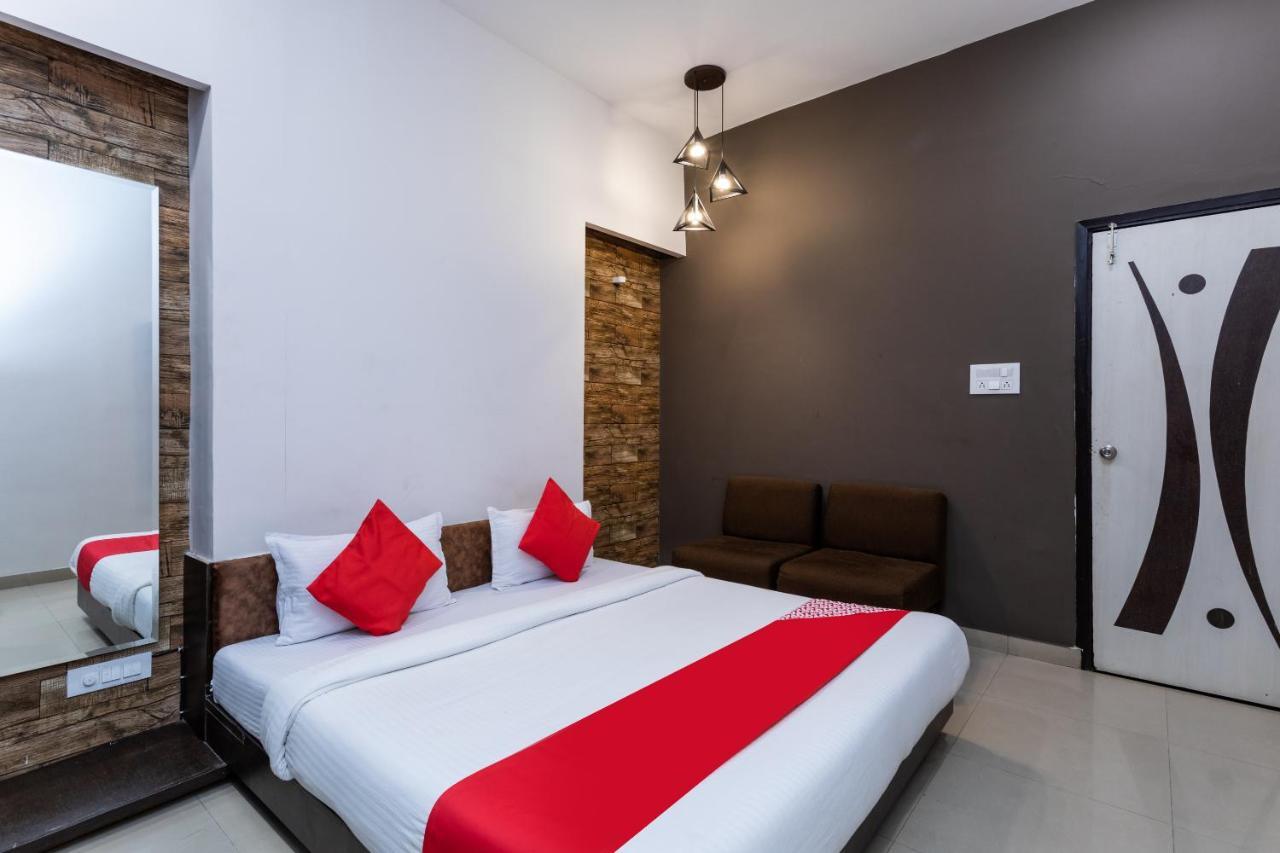Oyo 75956 Hotel Grand Rourkela Exterior foto